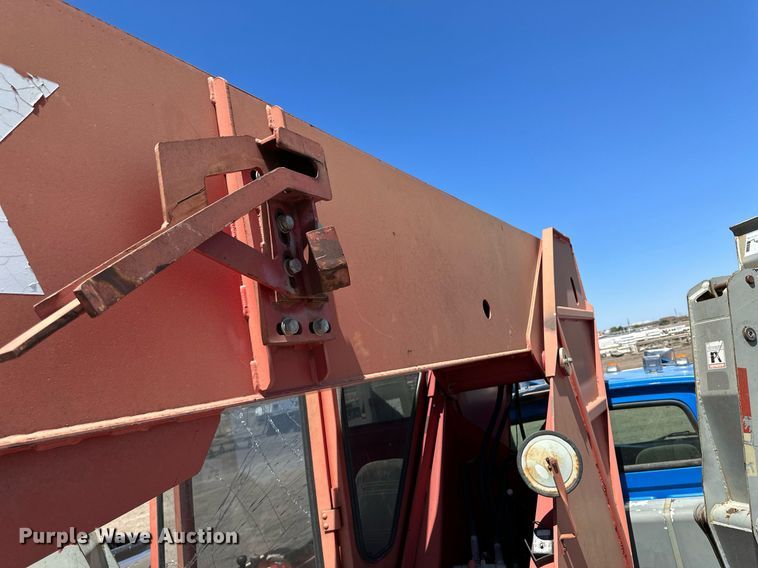 image for item LT9256 2001 Sterling  crane truck