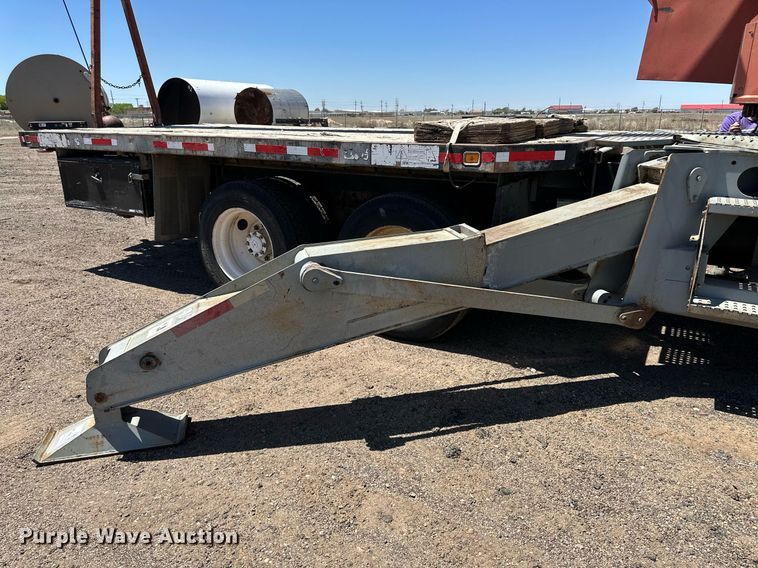 image for item LT9256 2001 Sterling  crane truck