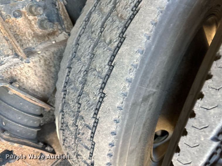 image for item LT9256 2001 Sterling  crane truck