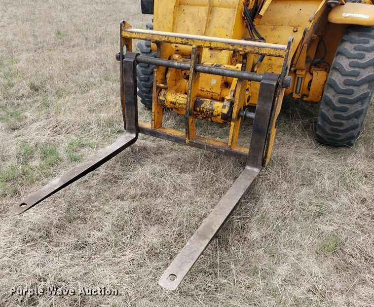 image for item LT9766 2003 JCB  telehandler