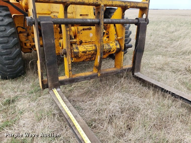 image for item LT9766 2003 JCB  telehandler