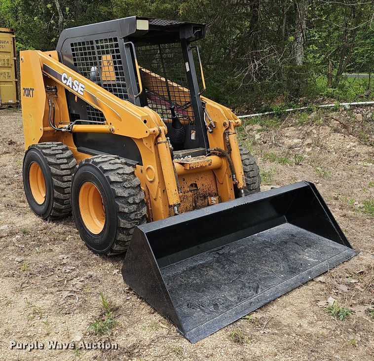 image for item LW9552 2002 Case 70XT  skid steer loader