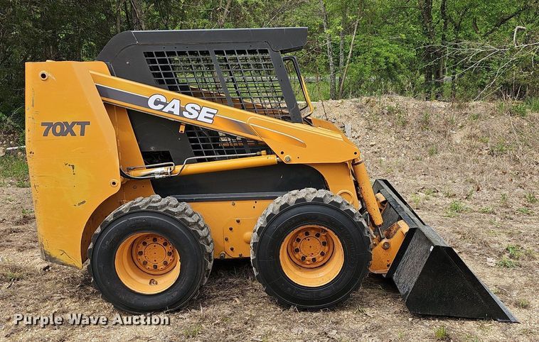 image for item LW9552 2002 Case 70XT  skid steer loader