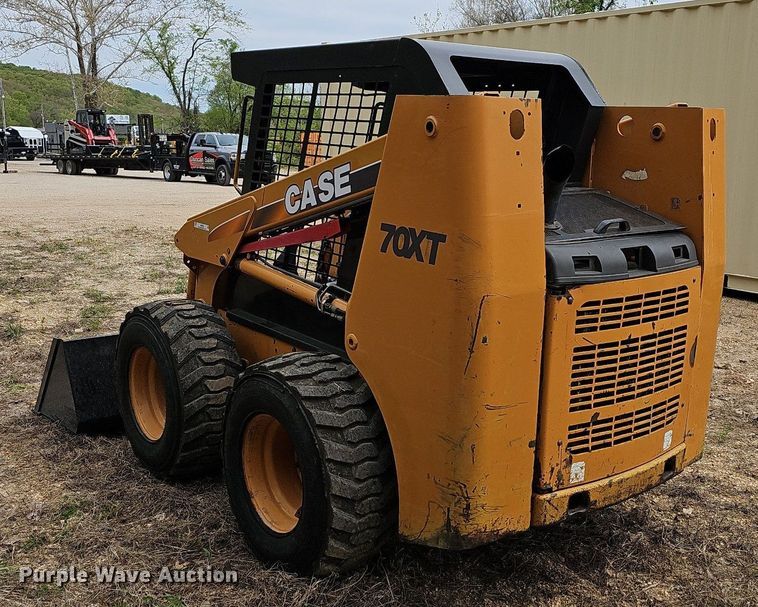 image for item LW9552 2002 Case 70XT  skid steer loader