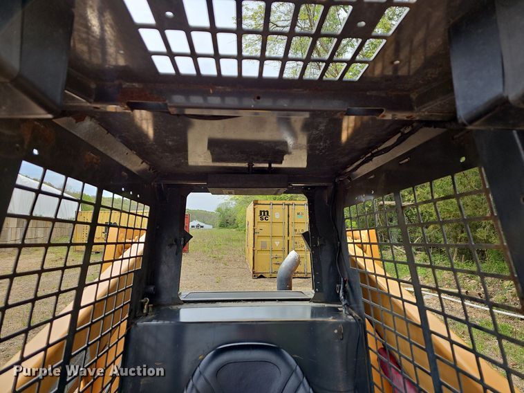 image for item LW9552 2002 Case 70XT  skid steer loader