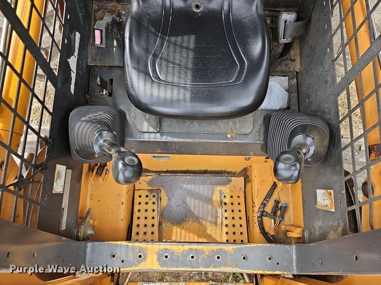 image for item LW9552 2002 Case 70XT  skid steer loader