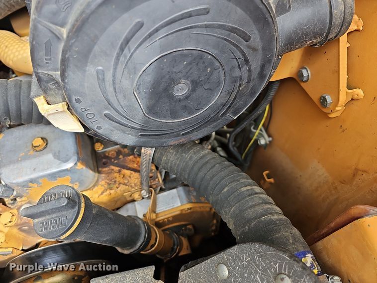 image for item LW9552 2002 Case 70XT  skid steer loader