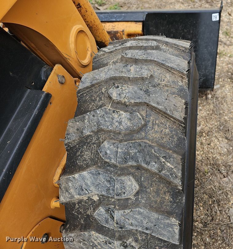 image for item LW9552 2002 Case 70XT  skid steer loader