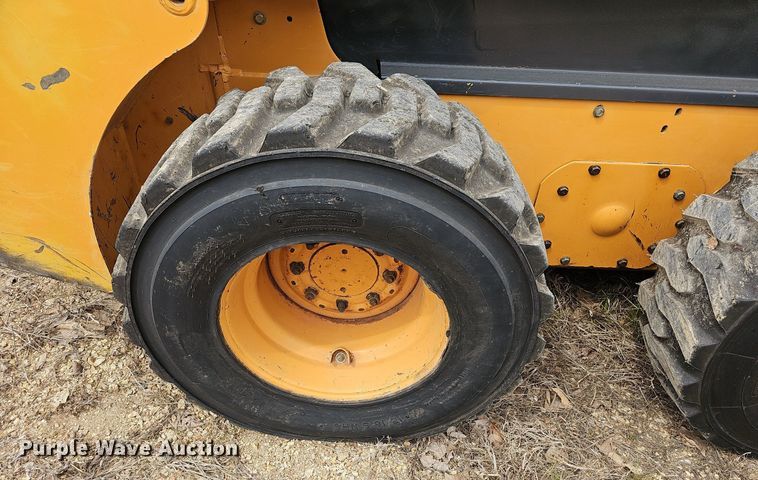 image for item LW9552 2002 Case 70XT  skid steer loader