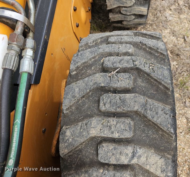 image for item LW9552 2002 Case 70XT  skid steer loader