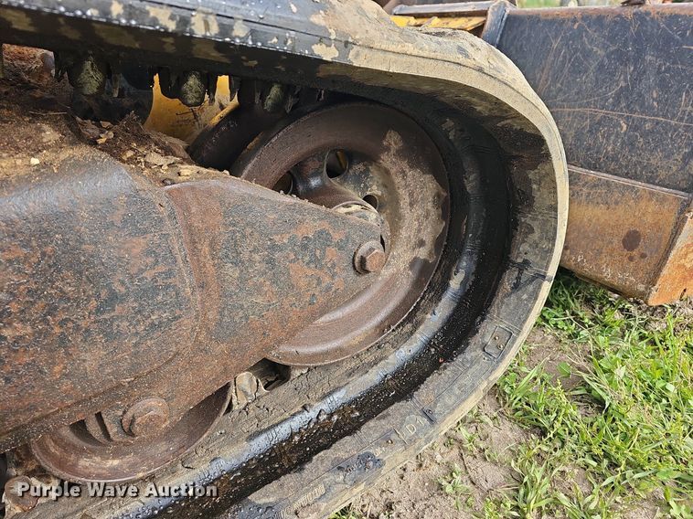 image for item LW9558 2011 John Deere 329D  tracked skid steer loader