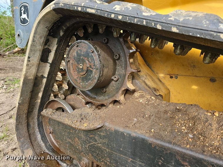 image for item LW9558 2011 John Deere 329D  tracked skid steer loader