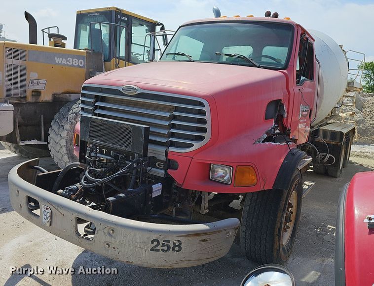 image for item LW9565 2005 Sterling L-Line  ready mix truck