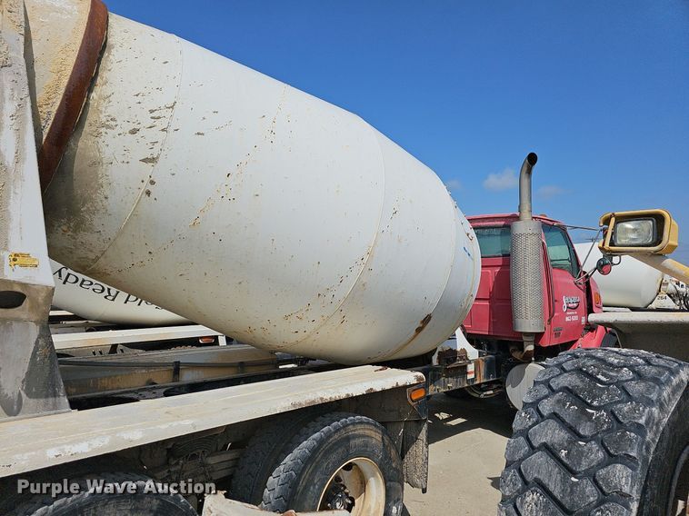 image for item LW9565 2005 Sterling L-Line  ready mix truck