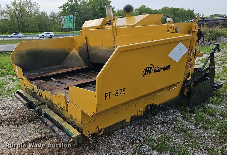 image for item LW9580 2001 Blaw-Knox PF-875  paver