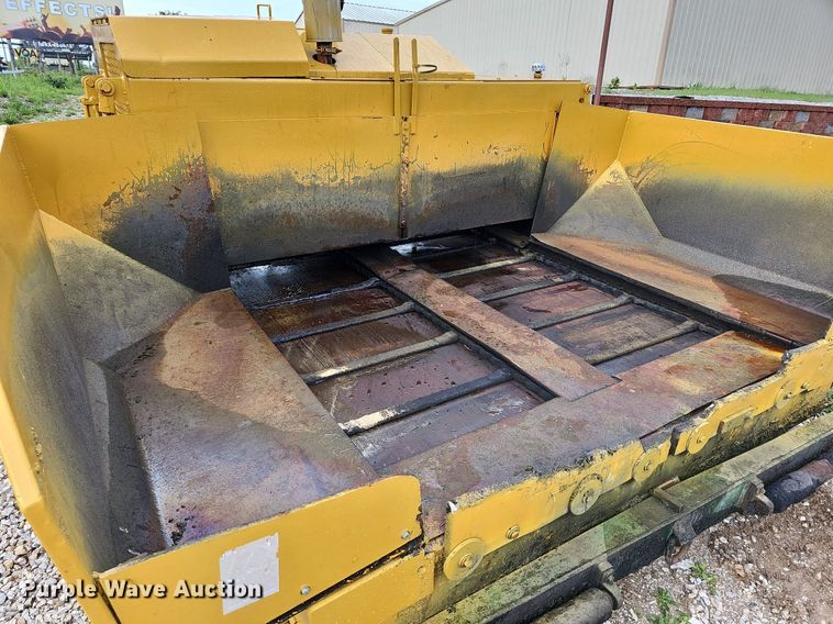 image for item LW9580 2001 Blaw-Knox PF-875  paver