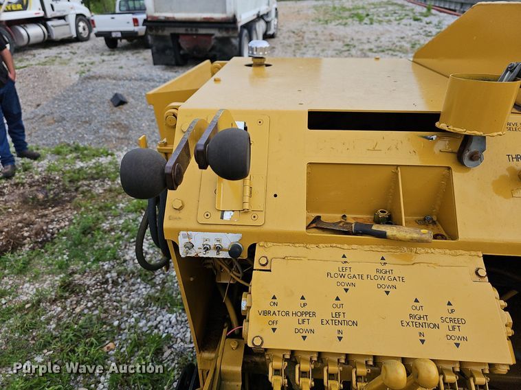 image for item LW9580 2001 Blaw-Knox PF-875  paver