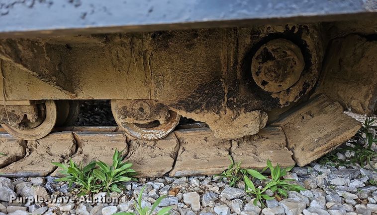 image for item LW9580 2001 Blaw-Knox PF-875  paver