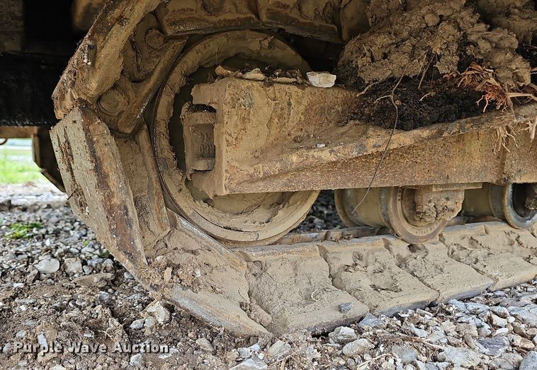 image for item LW9580 2001 Blaw-Knox PF-875  paver