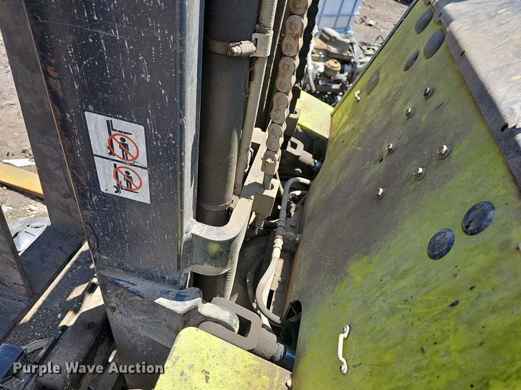 image for item LW9611 Clark CMP25  forklift