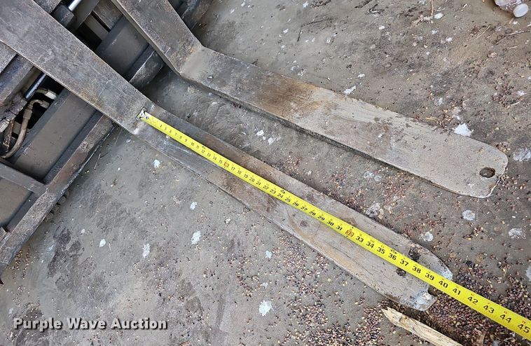 image for item LW9612 Clark GGP20  forklift