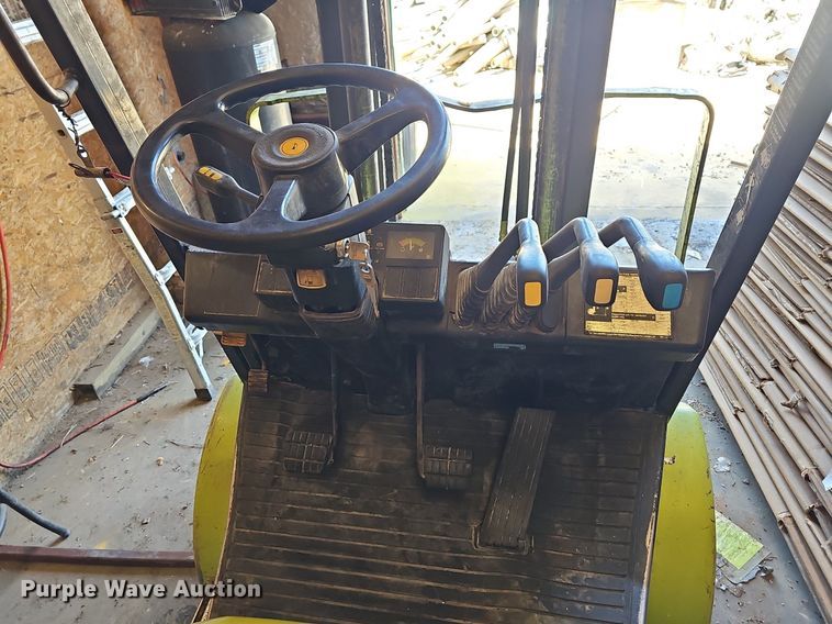 image for item LW9612 Clark GGP20  forklift