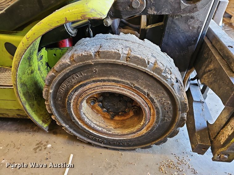 image for item LW9612 Clark GGP20  forklift