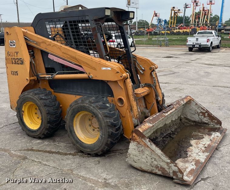 image for item LY9573 2003 Case 60XT  skid steer loader