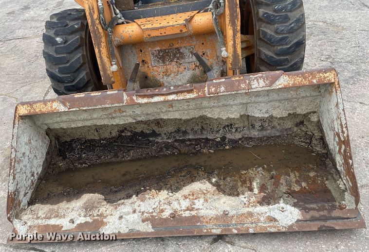 image for item LY9573 2003 Case 60XT  skid steer loader