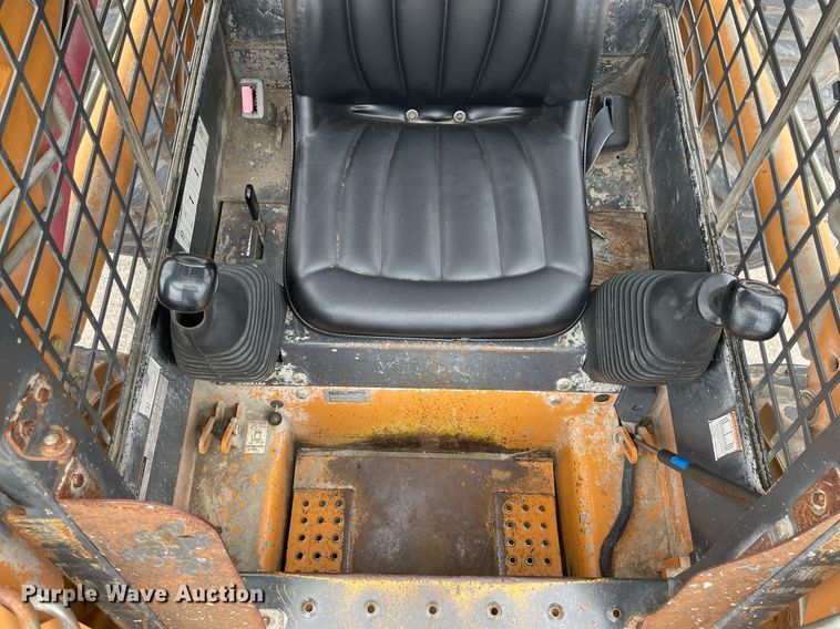 image for item LY9573 2003 Case 60XT  skid steer loader