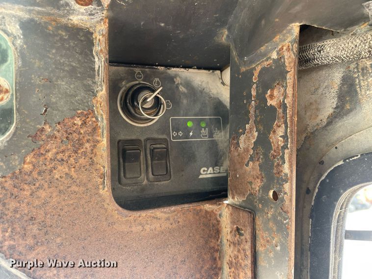 image for item LY9573 2003 Case 60XT  skid steer loader