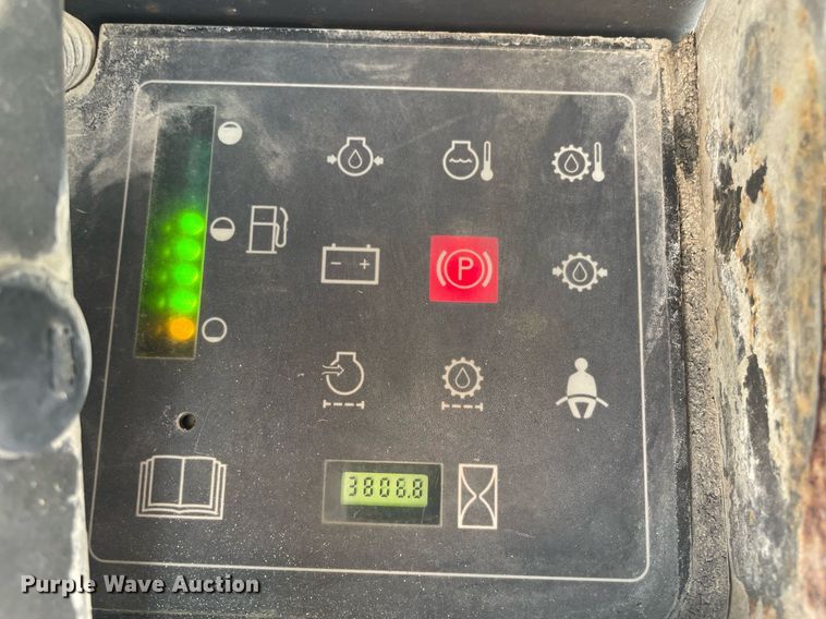 image for item LY9573 2003 Case 60XT  skid steer loader