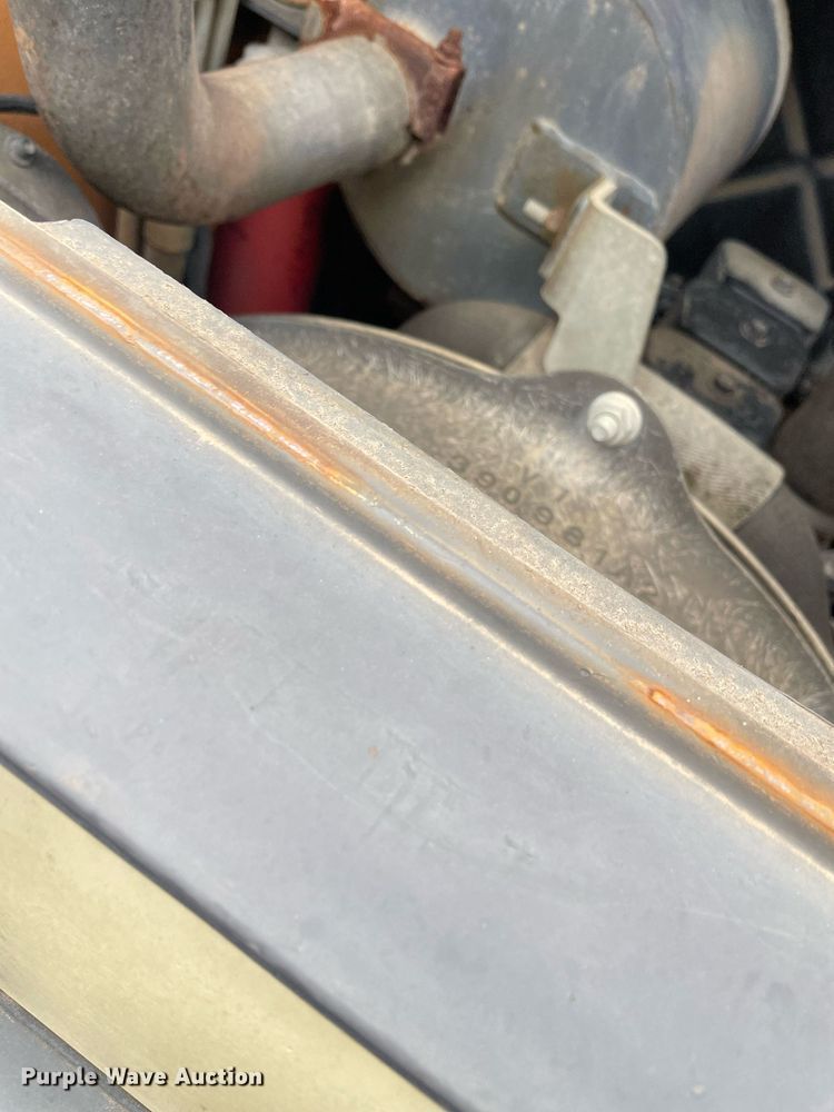 image for item LY9573 2003 Case 60XT  skid steer loader