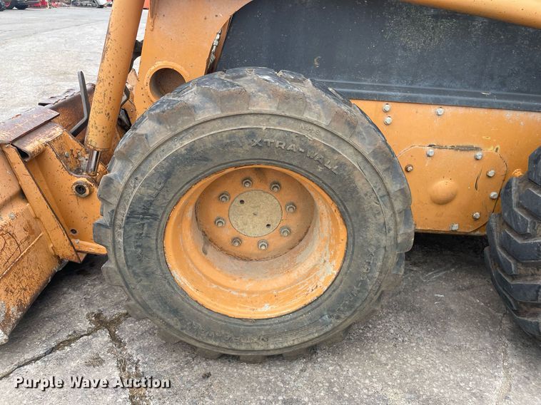 image for item LY9573 2003 Case 60XT  skid steer loader