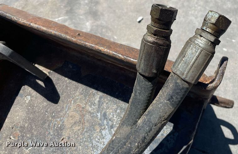 image for item LY9574 Skid steer breaker