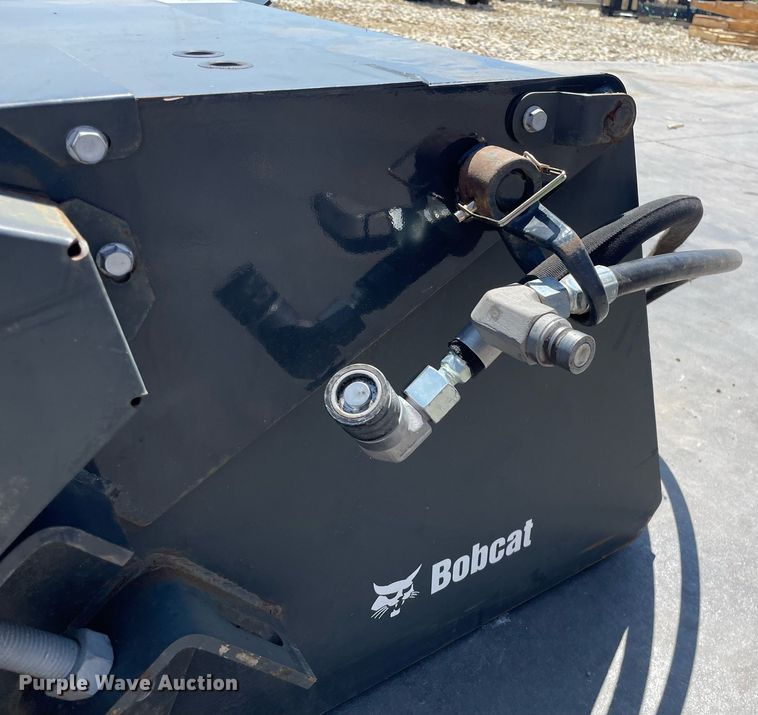 image for item LY9576 2018 Bobcat 72 Sweeper  skid steer sweeper