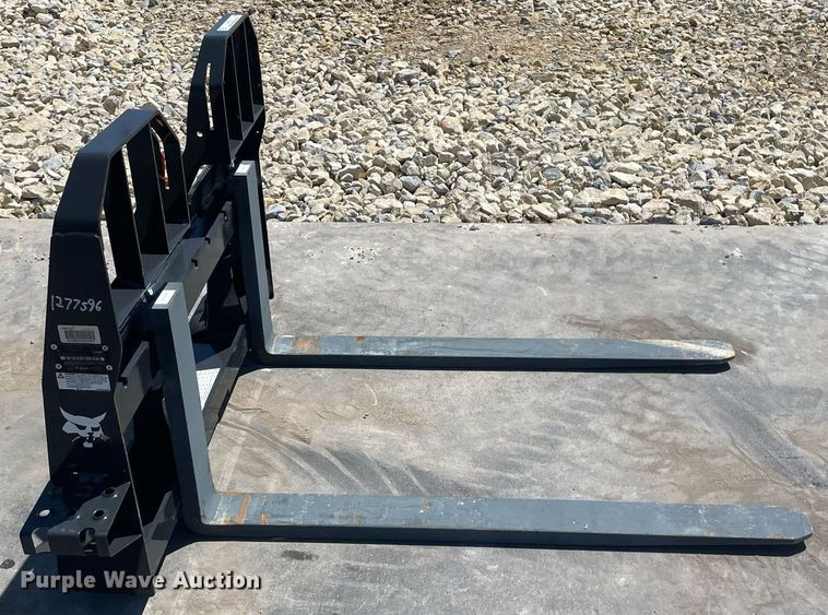 image for item LY9578 Bobcat Pallet Fork HD  skid steer forks