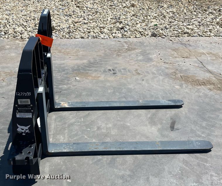 image for item LY9579 Bobcat Pallet Fork HD  skid steer forks