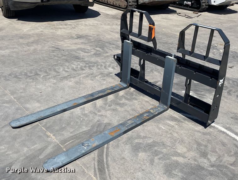image for item LY9580 Bobcat Pallet Fork HD  skid steer forks