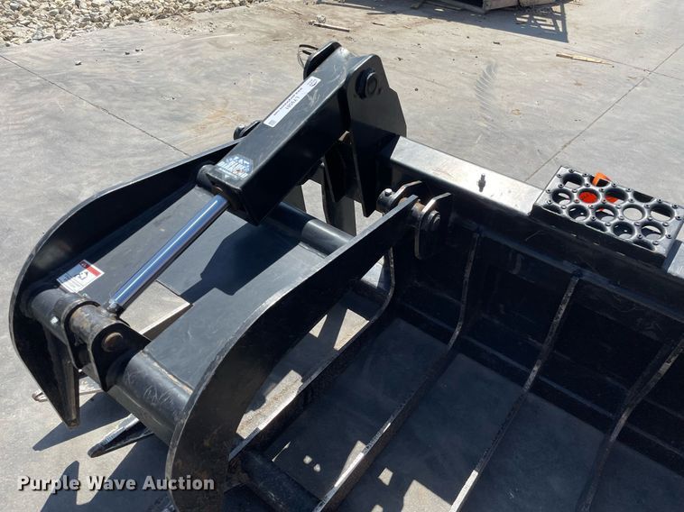 image for item LY9581 Blue Diamond 106450  72"W skid steer grapple bucket