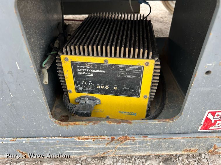 image for item MF9960 Skyjack SJ 4632  scissor lift