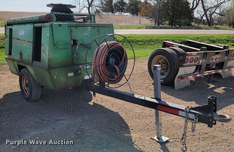 image for item ML9312 Sullair 185 DPQ 2W JD  air compressor