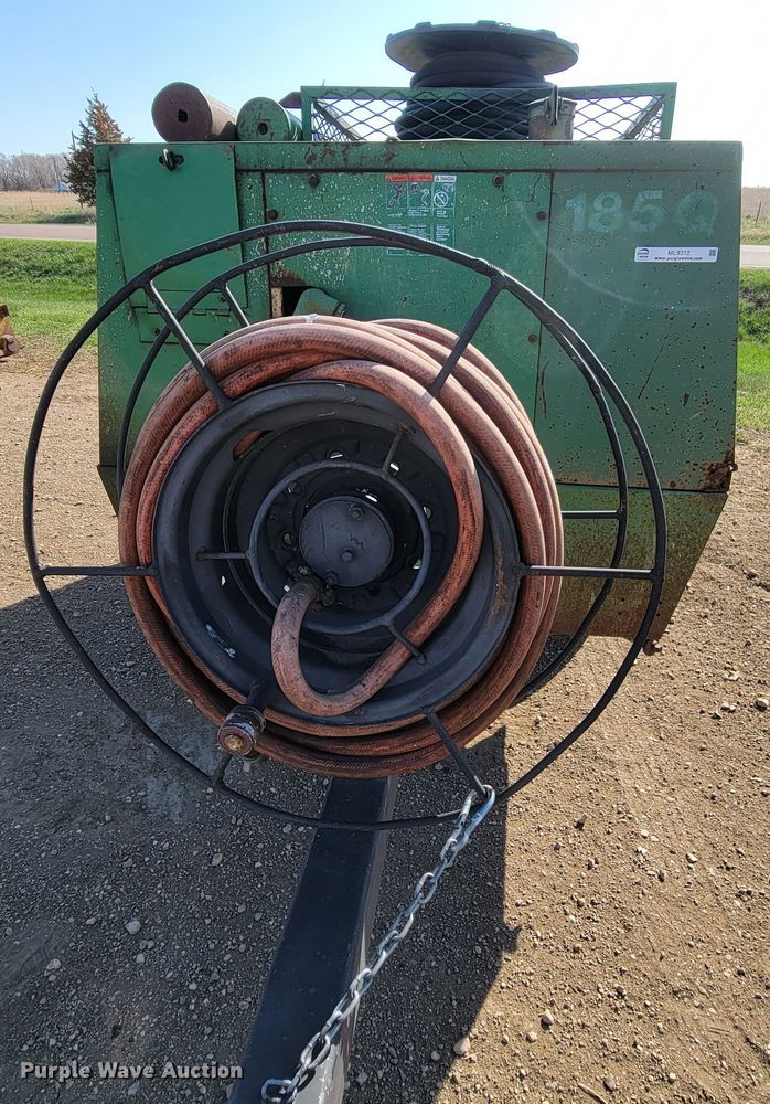 image for item ML9312 Sullair 185 DPQ 2W JD  air compressor