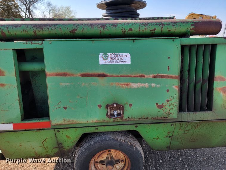 image for item ML9312 Sullair 185 DPQ 2W JD  air compressor