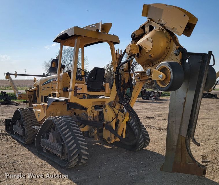 image for item ML9313 2015 Vermeer RTX1250  cable plow