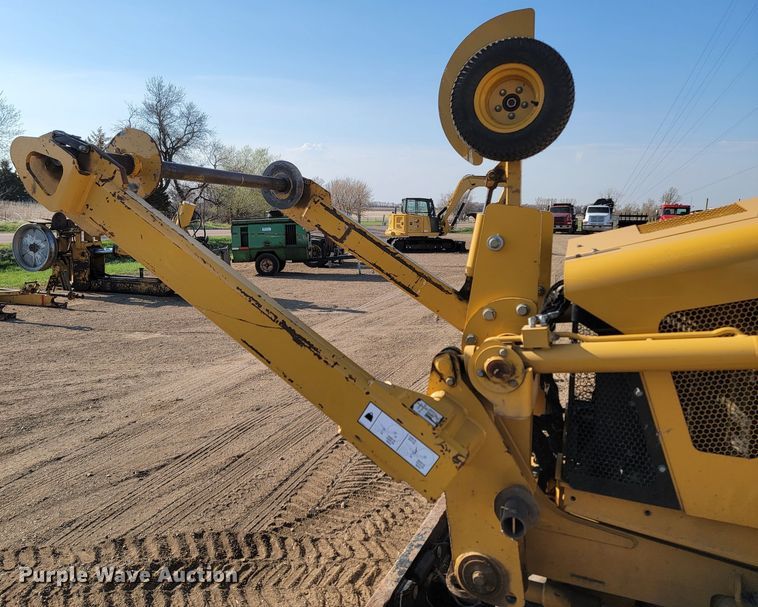 image for item ML9313 2015 Vermeer RTX1250  cable plow