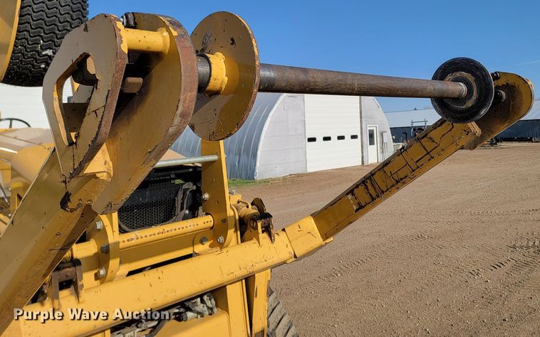 image for item ML9313 2015 Vermeer RTX1250  cable plow