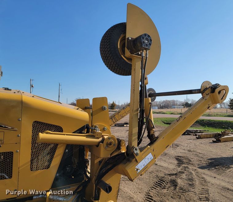 image for item ML9313 2015 Vermeer RTX1250  cable plow