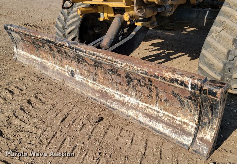 image for item ML9313 2015 Vermeer RTX1250  cable plow