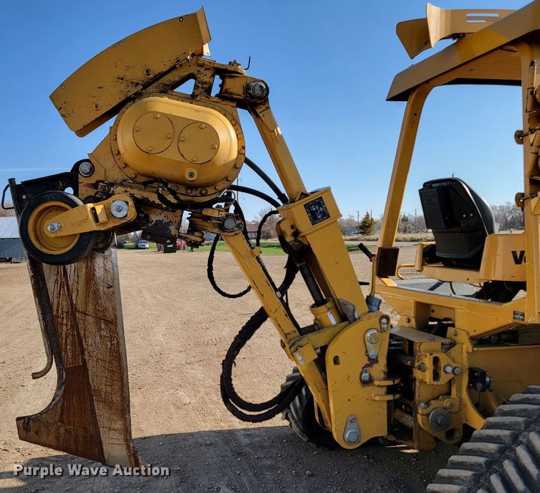 image for item ML9313 2015 Vermeer RTX1250  cable plow